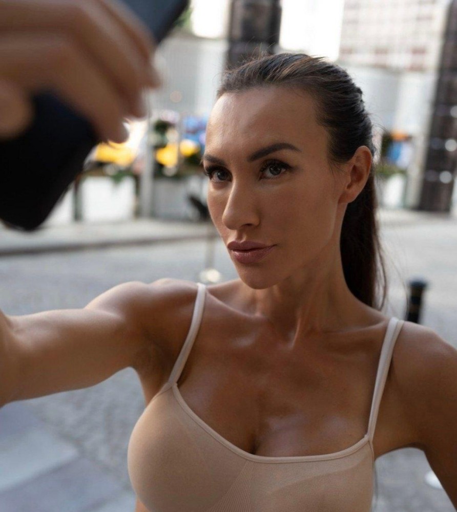 Индивидуалка Оксана фото № 2 в городе Дербент